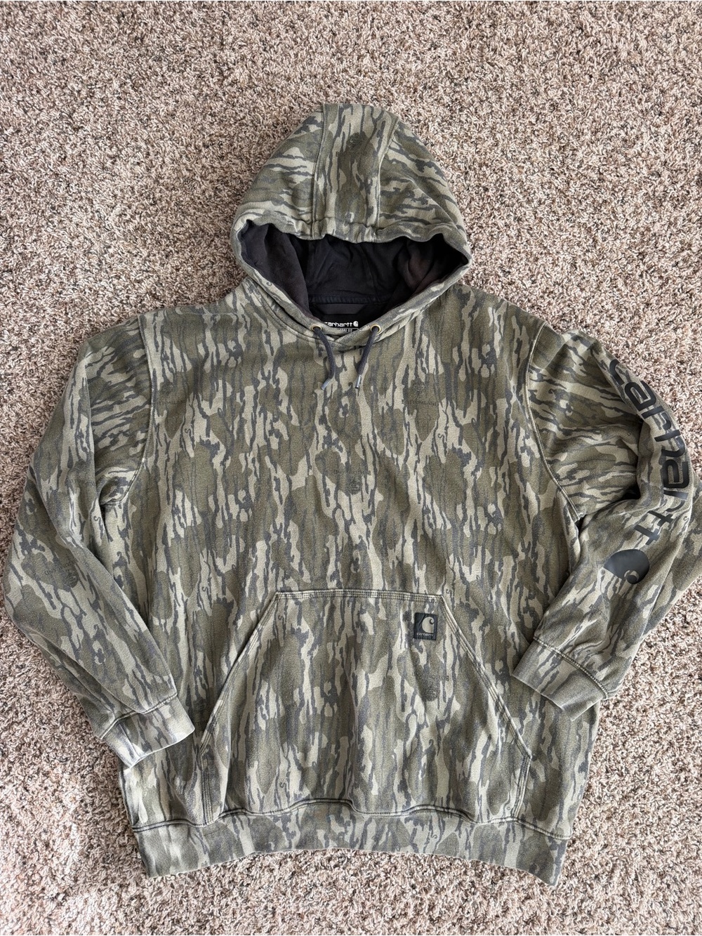 Carhartt Men’s Marquette Mossy Oak Bottomland Camo Sweatshirt, size XL